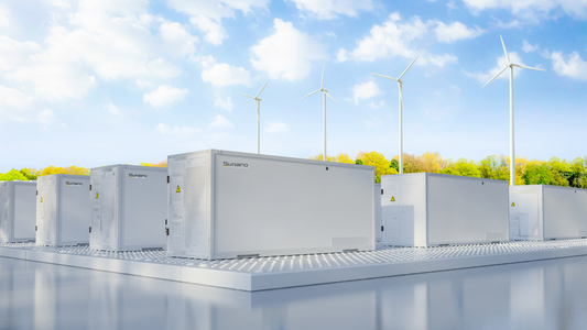 Netzdienliche Speicher: Wie Batteriespeicher das Stromnetz und Unternehmen zukunftssicher machen